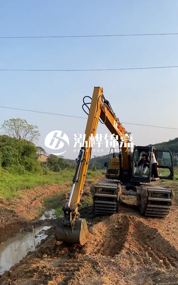 棗莊河道清淤專業(yè)施工-水挖機(jī)清淤能清理多深的淤泥？