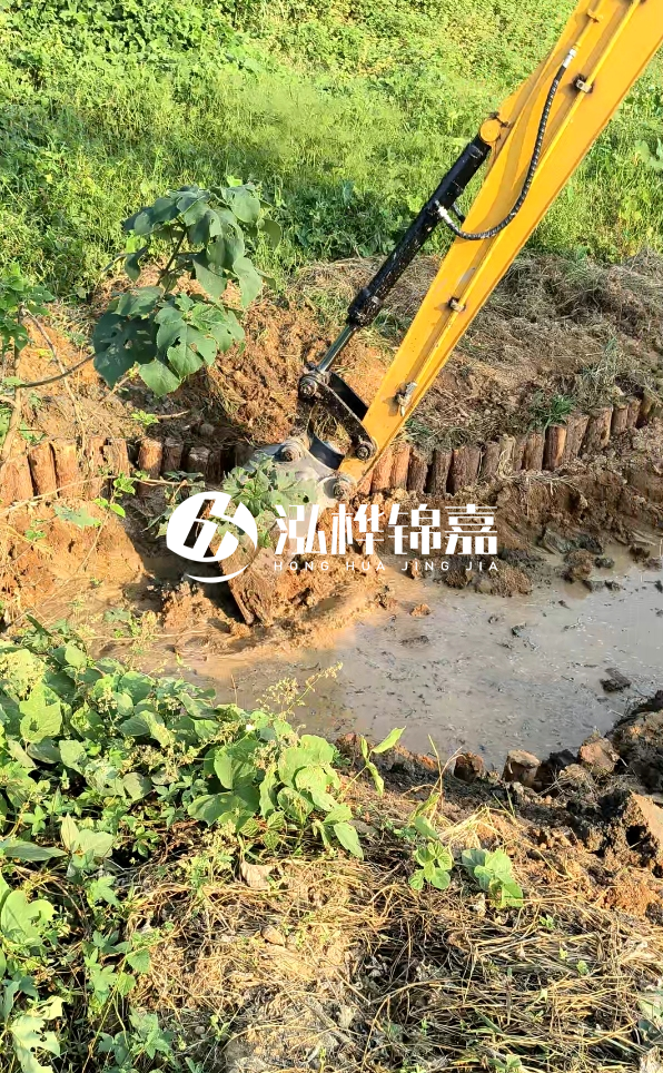 德州河道清淤專業(yè)施工-打完松木樁后為何需要立即清理淤泥？